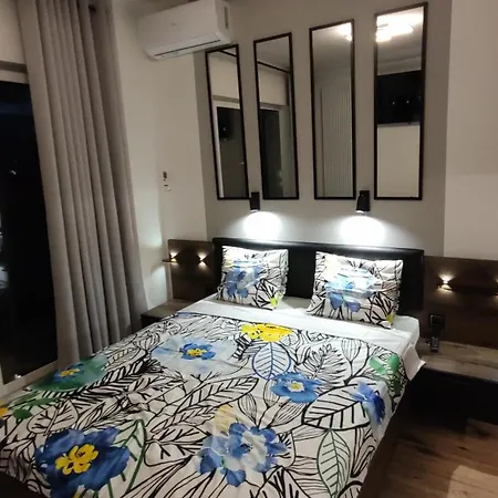 One-room Nyska Free Garage!!! Διαμέρισμα Βρότσλαβ