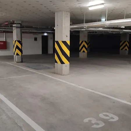 아파트 One-room Nyska Free Garage!!! 브로츠와프