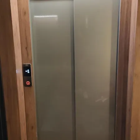 아파트 One-room Nyska Free Garage!!!