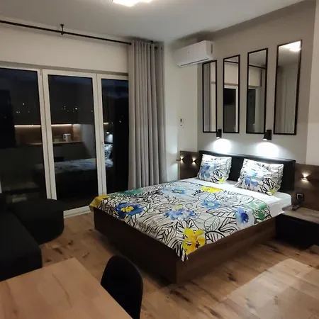 One-room Nyska Free Garage!!! 아파트 *