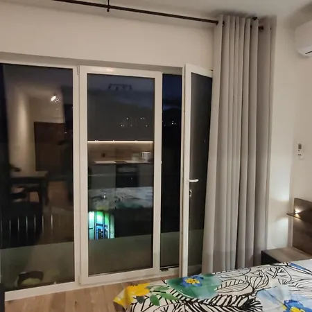 One-room Nyska Free Garage!!! * 브로츠와프
