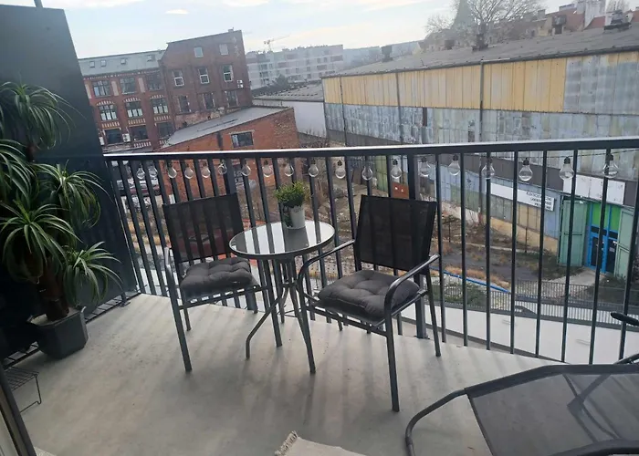 One-room Nyska Free Garage!!! Apartment