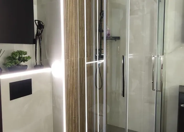 One-room Nyska Free Garage!!! Apartment *